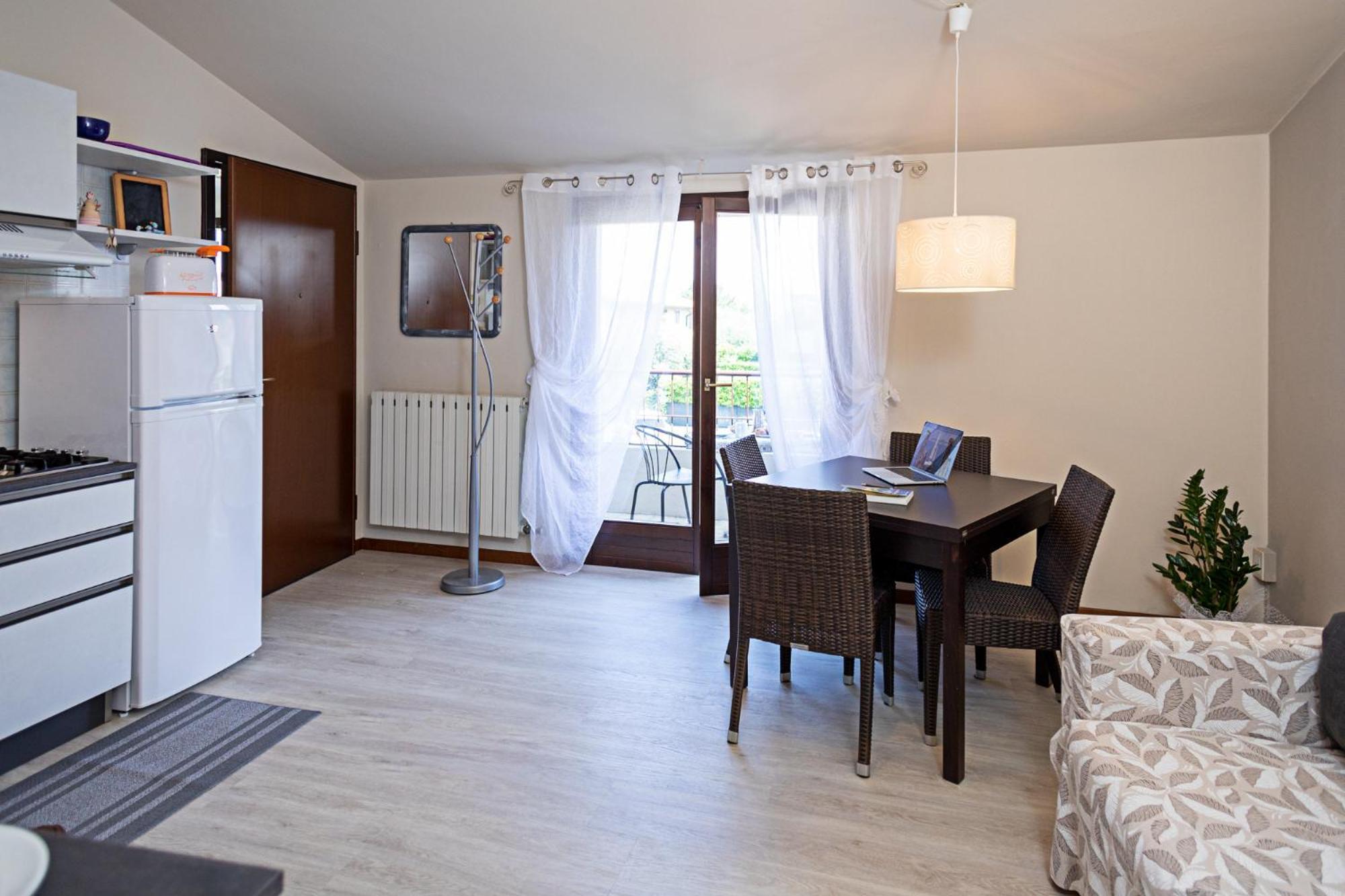 Apartments Blitz - Regarda Travel Lazise Esterno foto