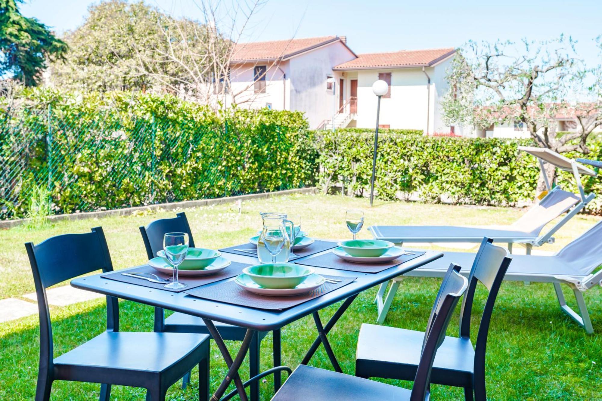 Apartments Blitz - Regarda Travel Lazise Esterno foto